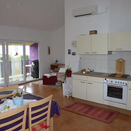 Apartman -bruno Apartment Starigrad Paklenica